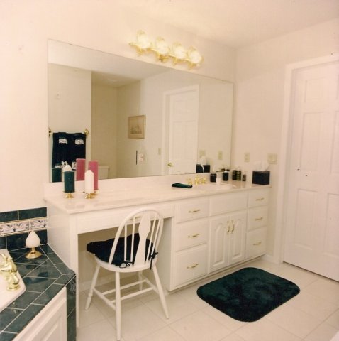 bathrooms97.jpg
